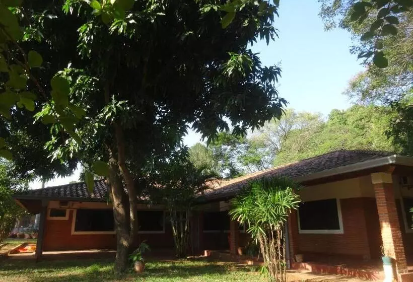 پانسیون Green Paradise San Rafael