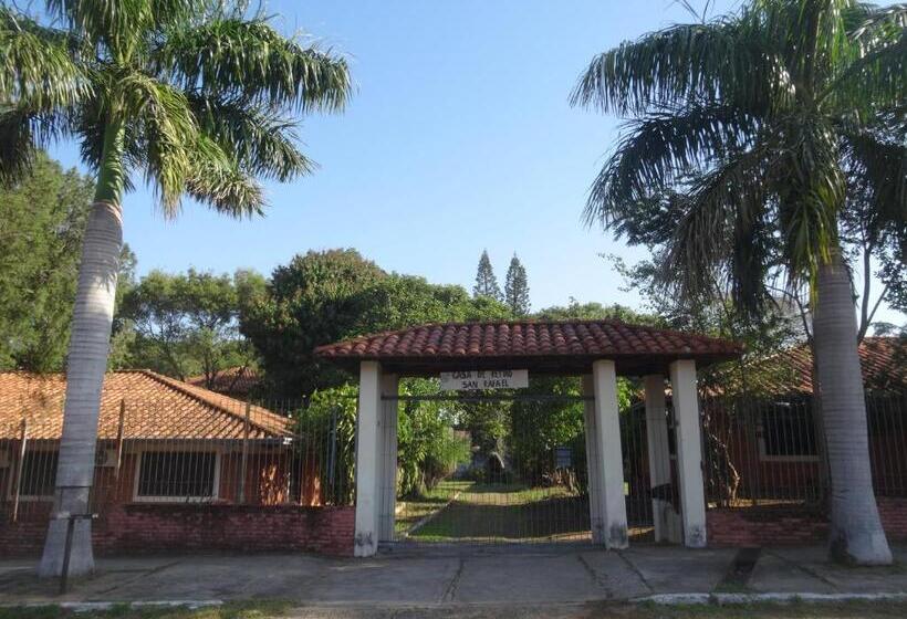 پانسیون Green Paradise San Rafael