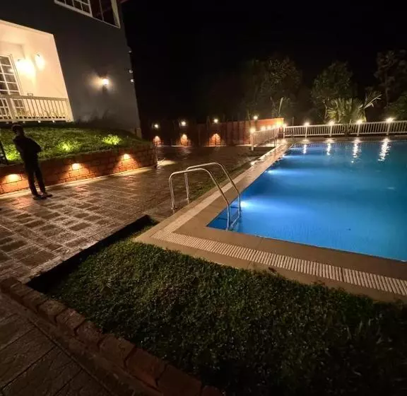 ペンション The Caligo Resort Coorg