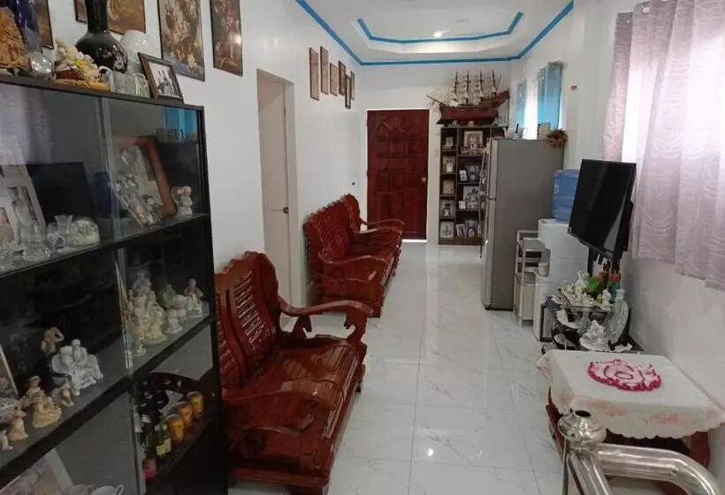 هاستل Drage Tourist Inn