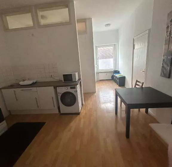 Retkeilymaja Monteurshaus In Münsternähe