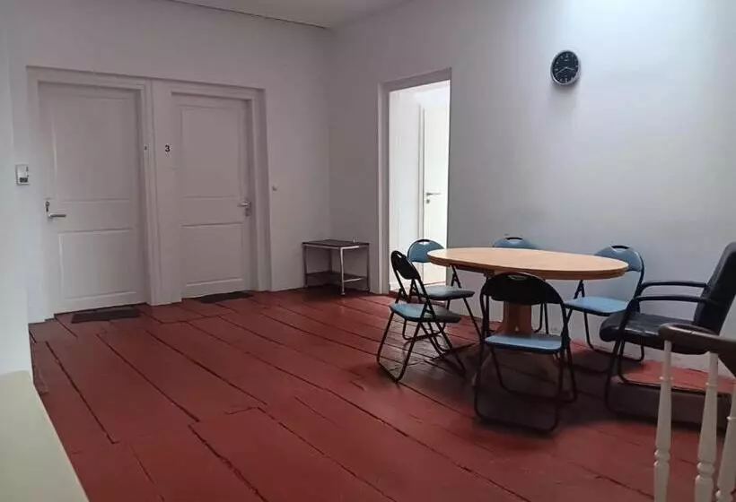 Retkeilymaja Monteurshaus In Münsternähe