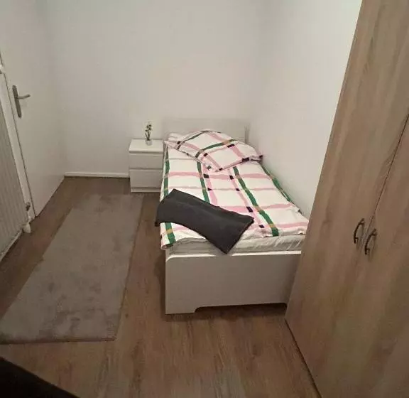 Retkeilymaja Monteurshaus In Münsternähe