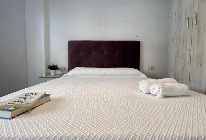 فندق صغير Piso Compartido Delyrent Acosta