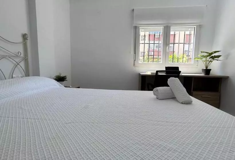 هاستل Piso Compartido Delyrent Acosta