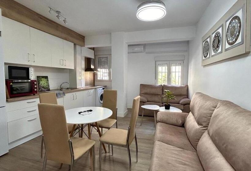 فندق صغير Piso Compartido Delyrent Acosta