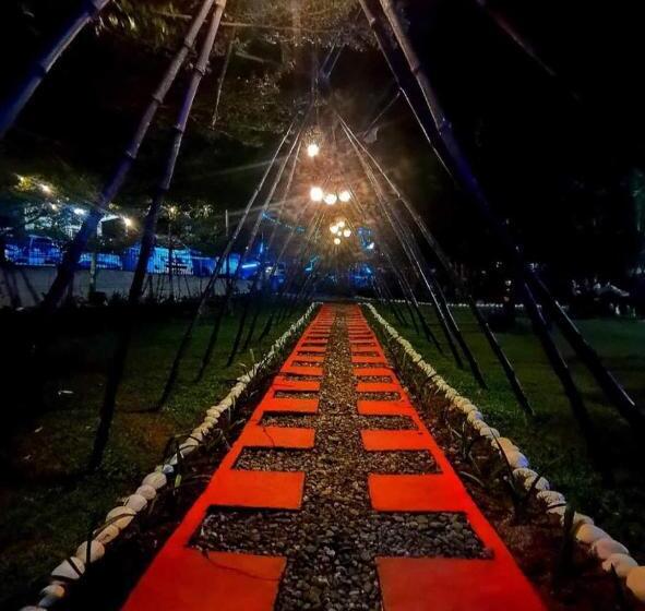 Ba An Talae Eco Farm Resort &