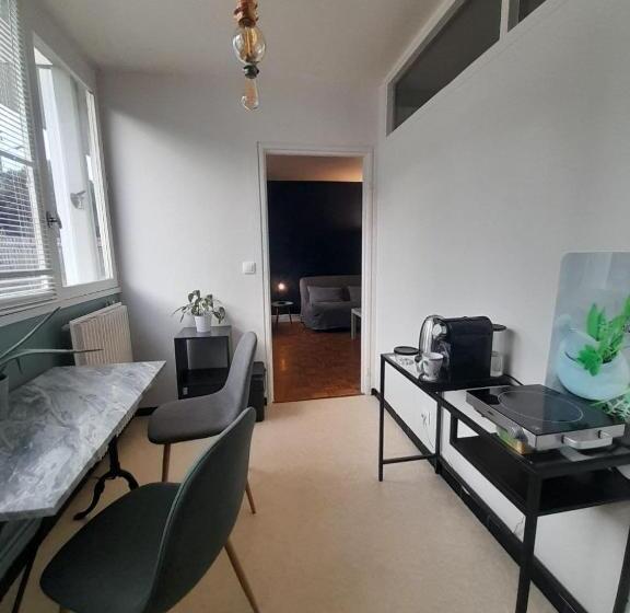 مبيت وإفطار Sweet Apartments