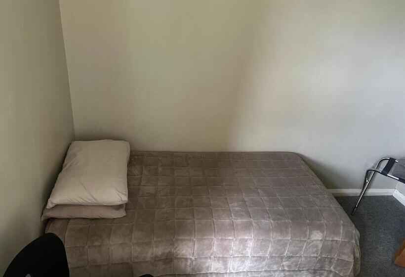 בית מלון כפרי Merrylees