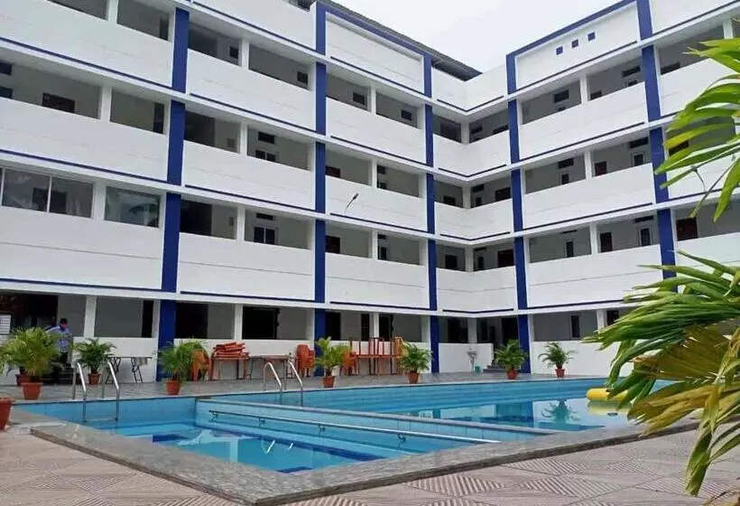 ホテル Urc Resorts