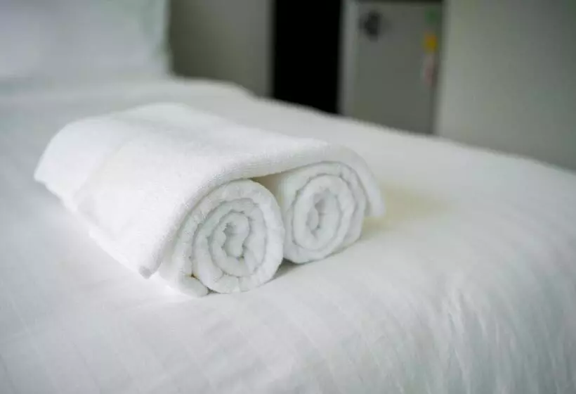 Meena Resort มีนารีสอร์ท
