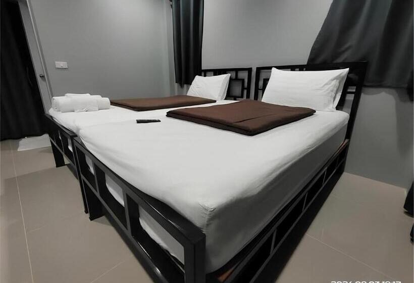 Meena Resort มีนารีสอร์ท