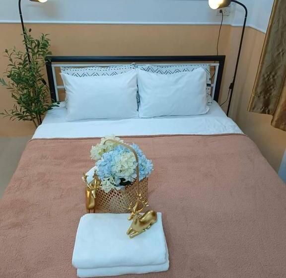 פנסיון Gift House