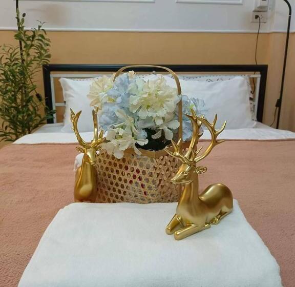 פנסיון Gift House