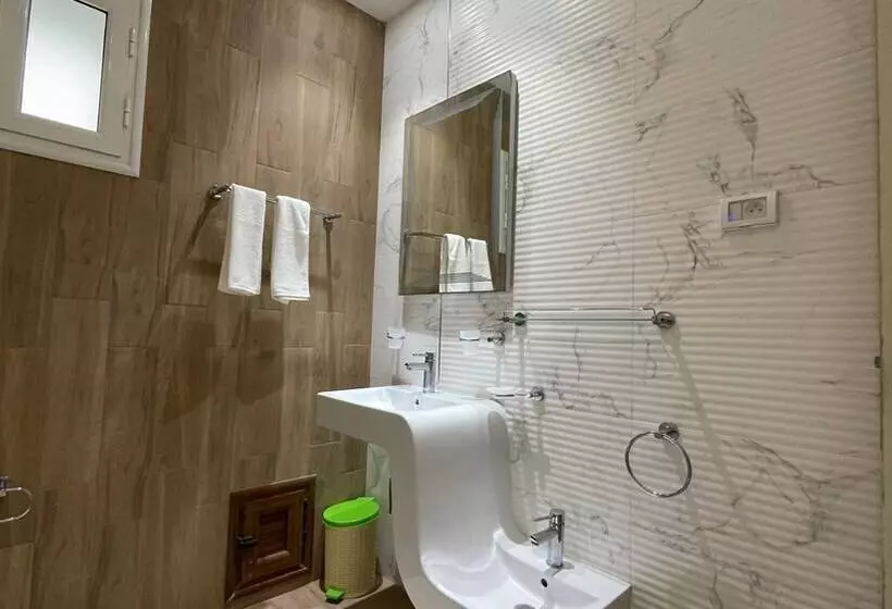 Majatalo Menzel Yahia