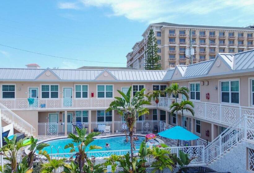 Курорт Clearwater Beach Suites #103