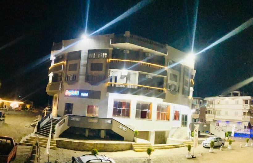 فندق دبى راس البر