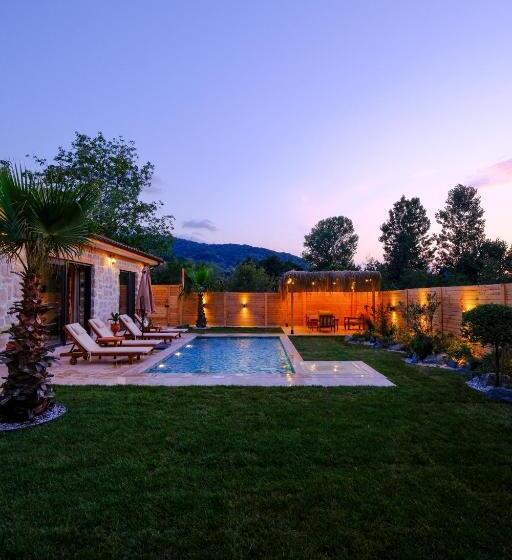 住宿加早餐  Dut Sapanca