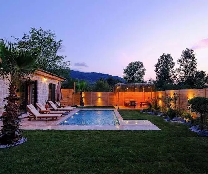 Aamiaismajoitus (B&B) Dut Sapanca