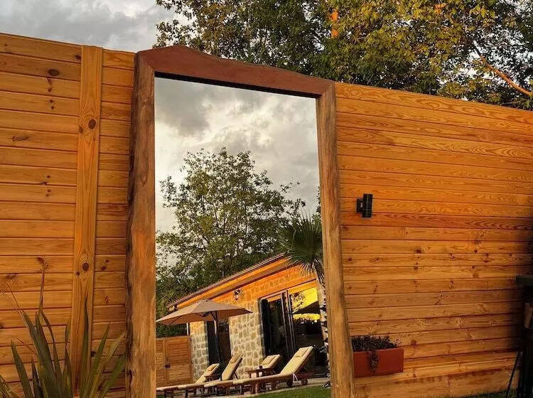 Aamiaismajoitus (B&B) Dut Sapanca