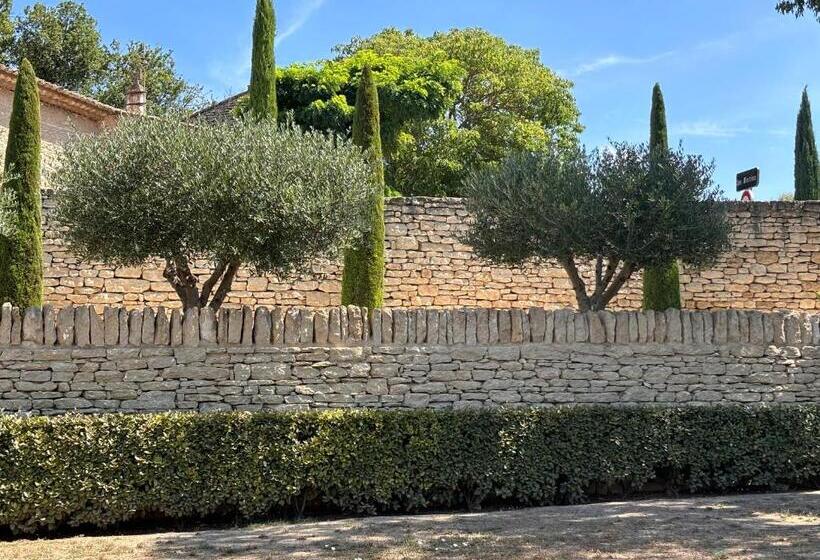 تختخواب و صبحانه La Suite Gordes