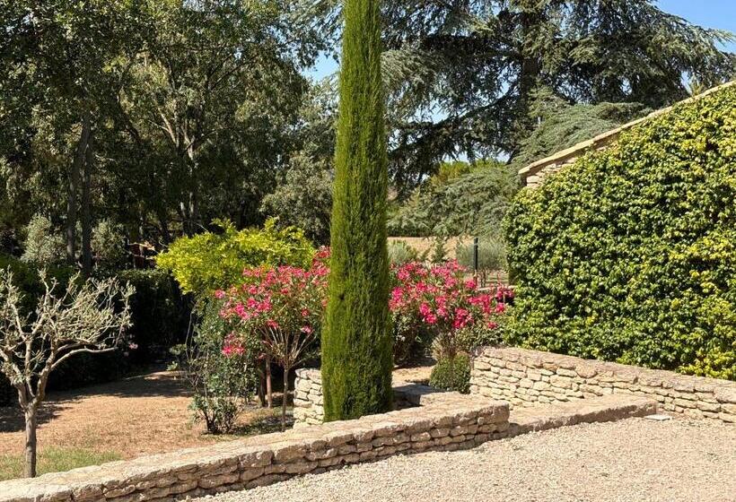 تختخواب و صبحانه La Suite Gordes