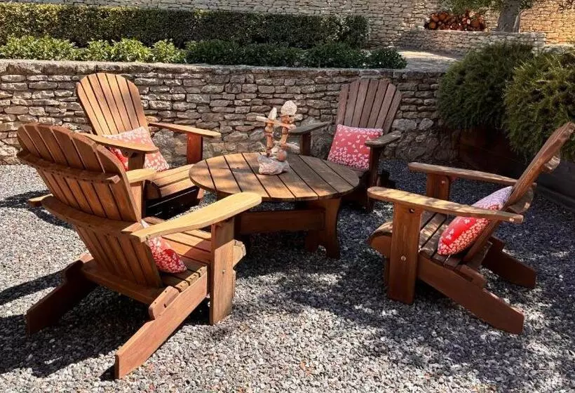 Aamiaismajoitus (B&B) La Suite Gordes