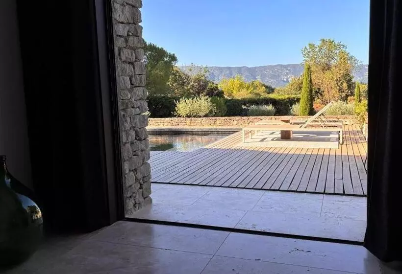 Aamiaismajoitus (B&B) La Suite Gordes