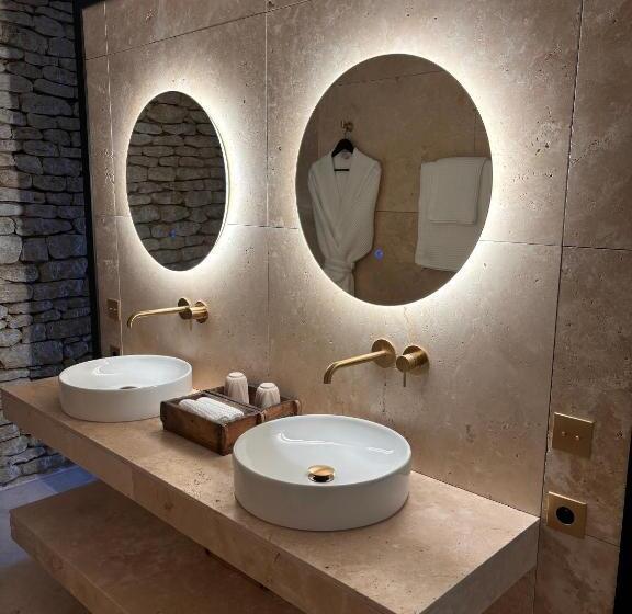 تختخواب و صبحانه La Suite Gordes