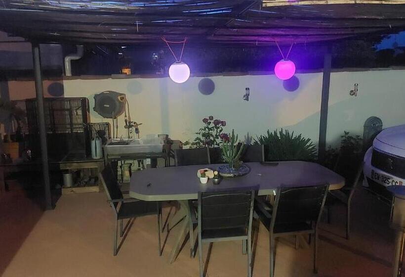 مبيت وإفطار Les Plaisirs De Camargues