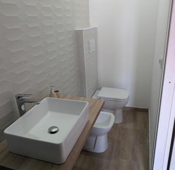 تختخواب و صبحانه N Amuri Room A Due Passi Del Mare