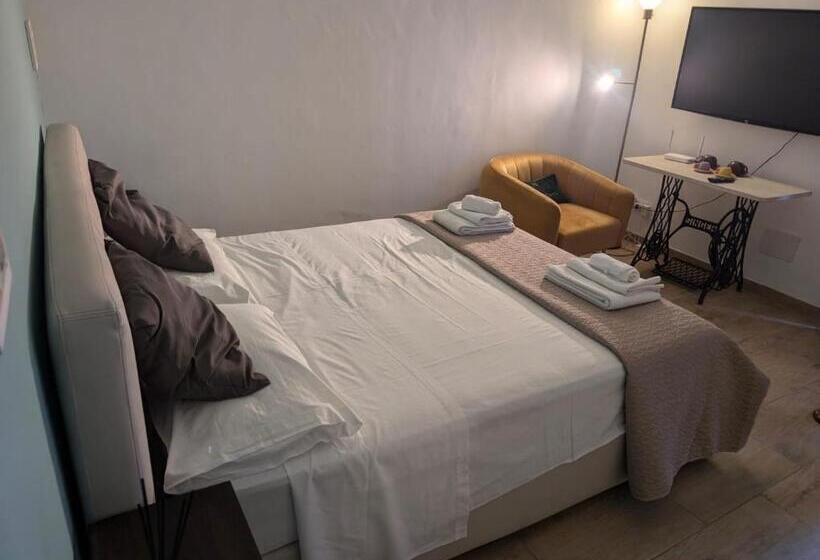 تختخواب و صبحانه N Amuri Room A Due Passi Del Mare