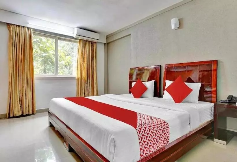 Hotelli Aec Residency Alappuzha