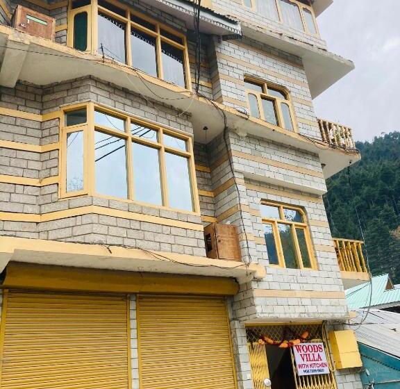 Hotel Barely Roll Inn