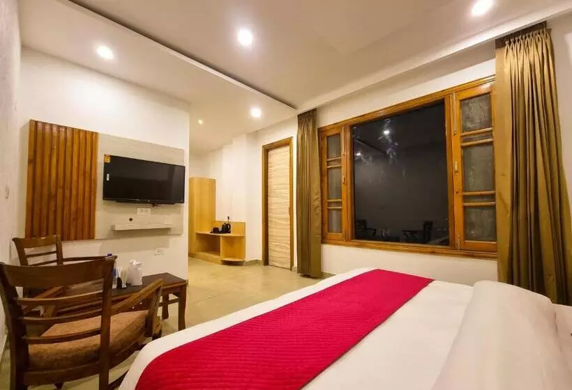 ホテル Mist Inn Dalhousie !! Top Rated & Most Awarded Property In Dalhousie