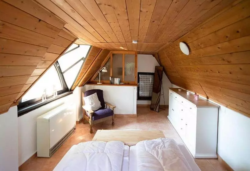 ホテル Reetdach Ferienhaus Nahe Ostseebad Kühlungsborn