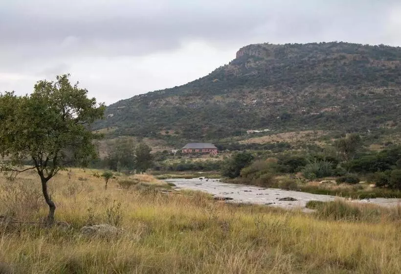 Hotelli Rorke S Drift Bed & Breakfast