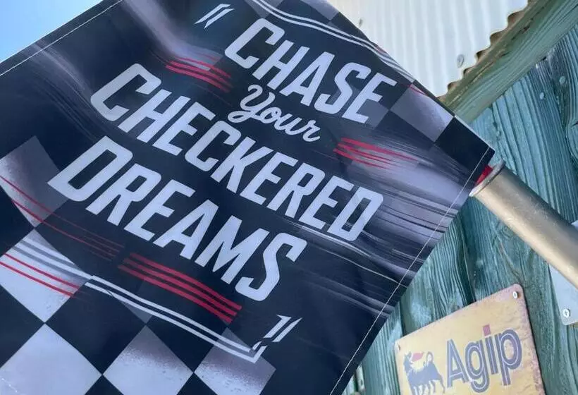 ペンション ライダーズハウス薩摩ヴィンテージインビーチフロント