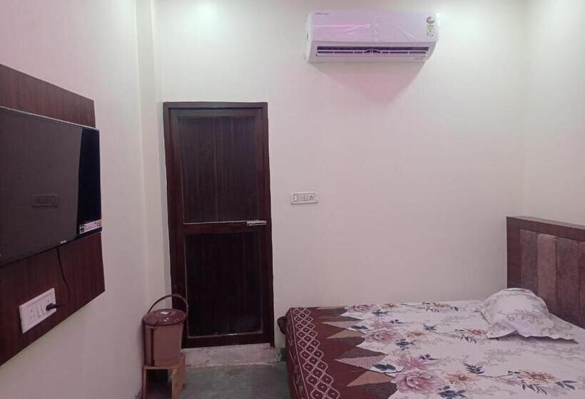 پانسیون Maa Harshiddhi Home Stay