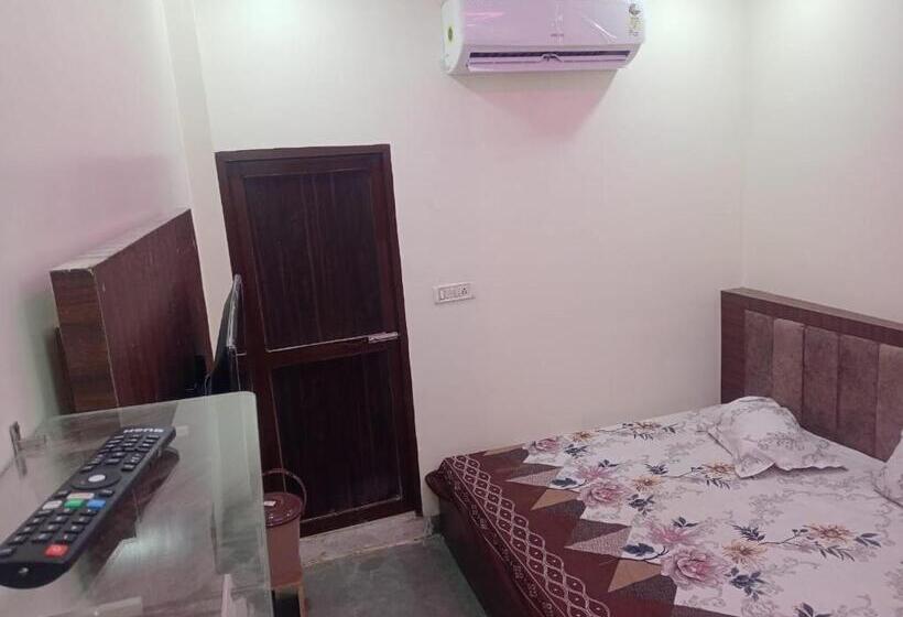 پانسیون Maa Harshiddhi Home Stay