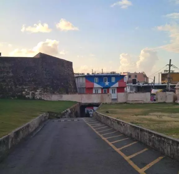 پانسیون Party Hostel San Juan