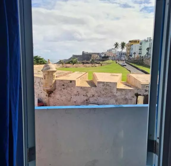 پانسیون Party Hostel San Juan