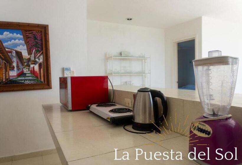 ペンション Puesta Del Sol