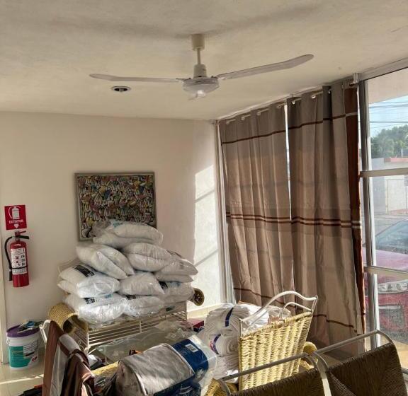 ペンション Puesta Del Sol