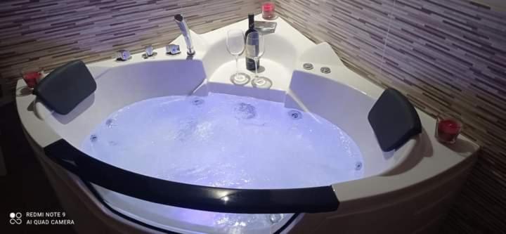 بنسيون Suite Maison Rouge