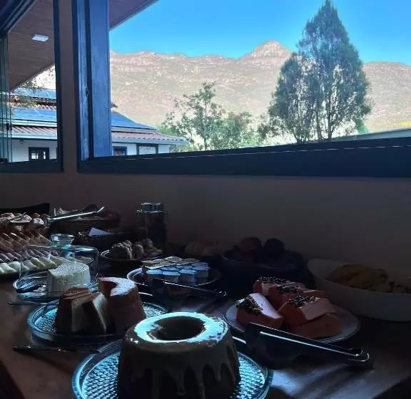 Retkeilymaja Pousada Casa Cota