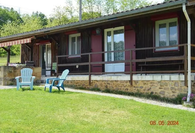 Aamiaismajoitus (B&B) Le Chalet Des Contries