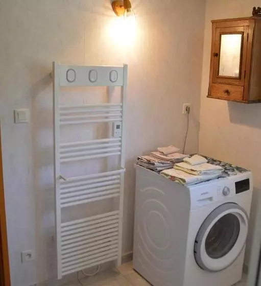 Aamiaismajoitus (B&B) Le Chalet Des Contries