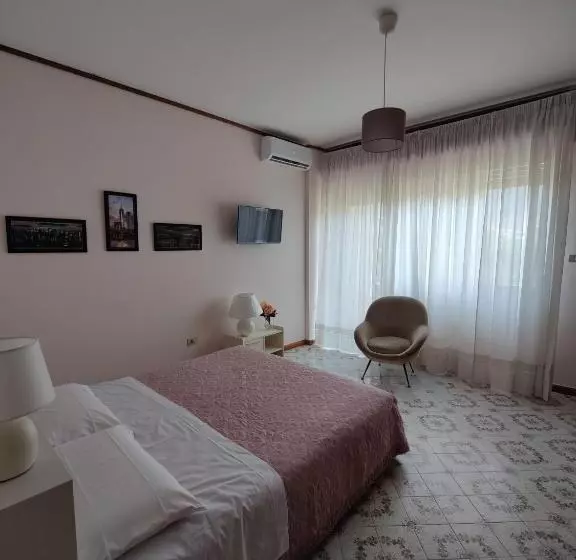 تختخواب و صبحانه Villa Varano