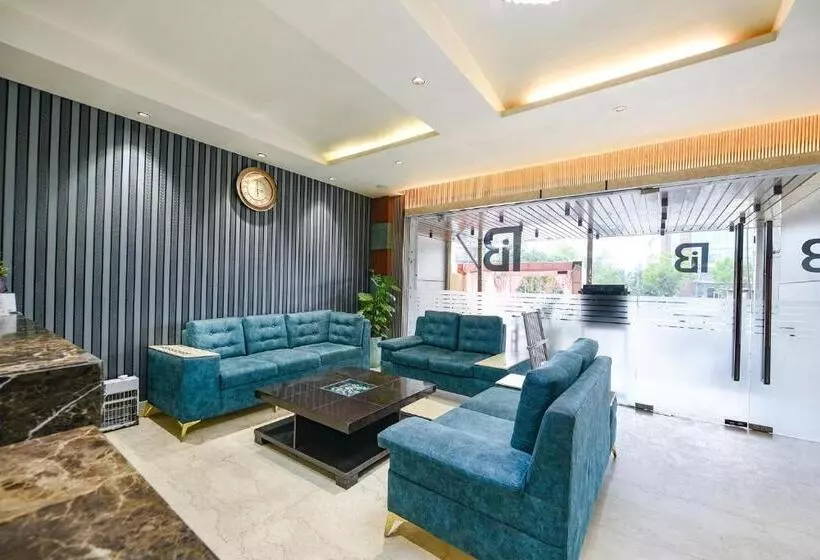 Fabhotel Billion Inn